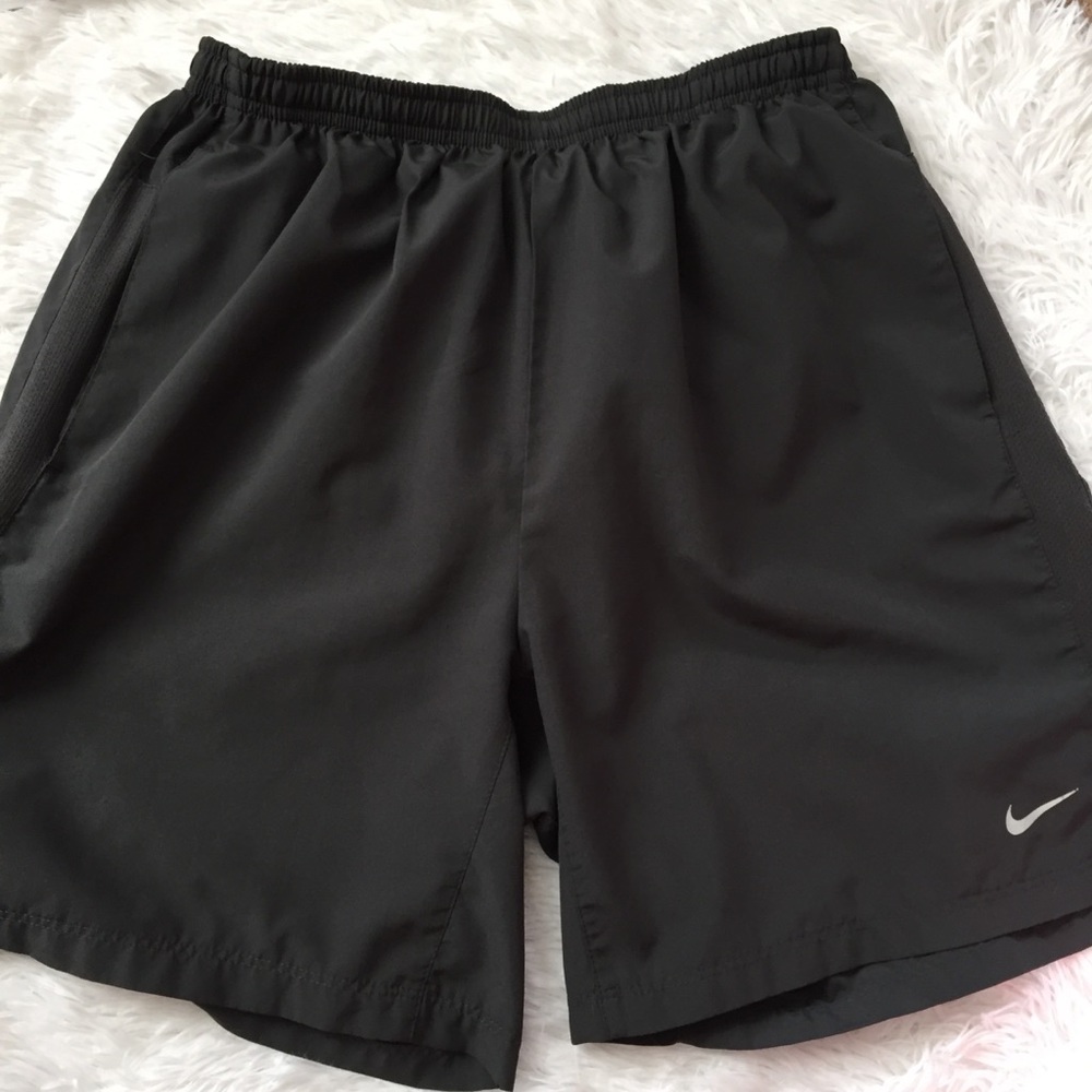 Grey Nike shorts